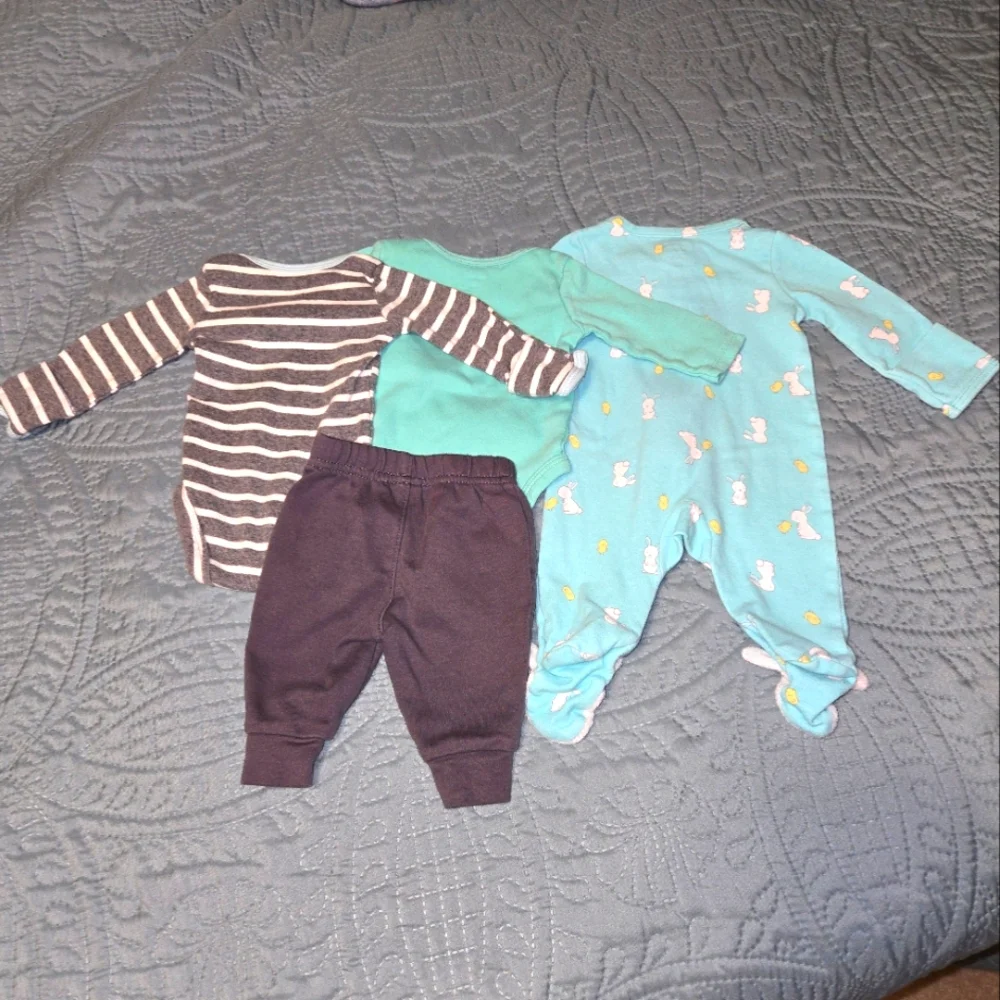 Carter's NB Boy's Bundle 4pcs